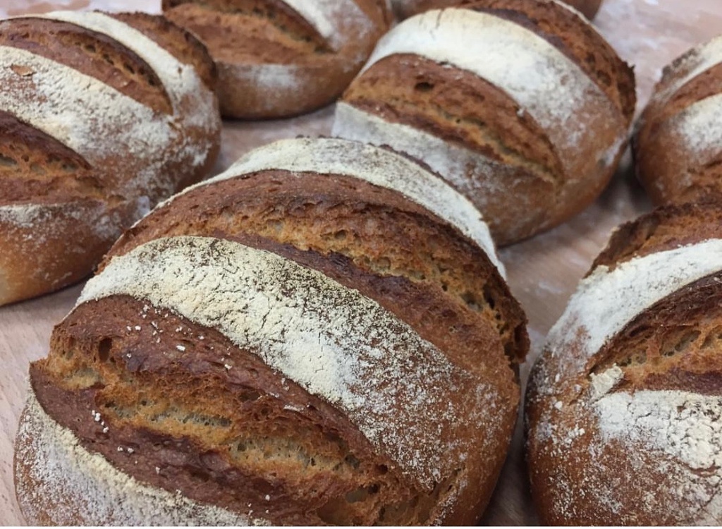 Hogaza de Espelta 100% de Masa Madre (cortado)